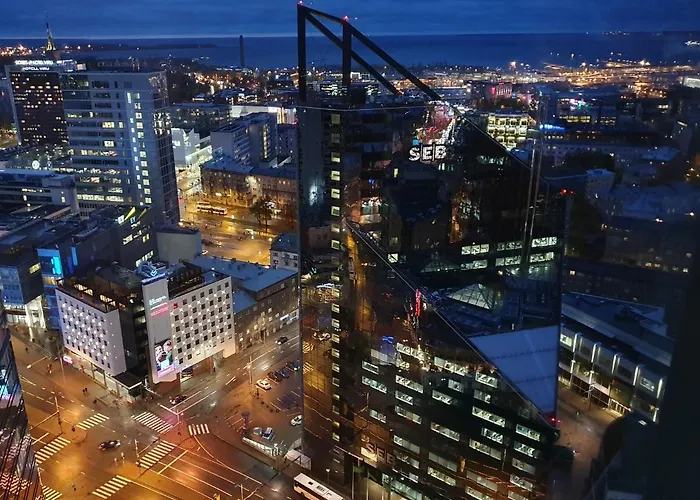 Skyview - Breathtaking Views From Bed And From Jacuzzi. Center Skyscraper Upper Floors 公寓 *