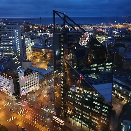 Skyview - Breathtaking Views From Bed And From Jacuzzi. Center Skyscraper Upper Floors 아파트 *